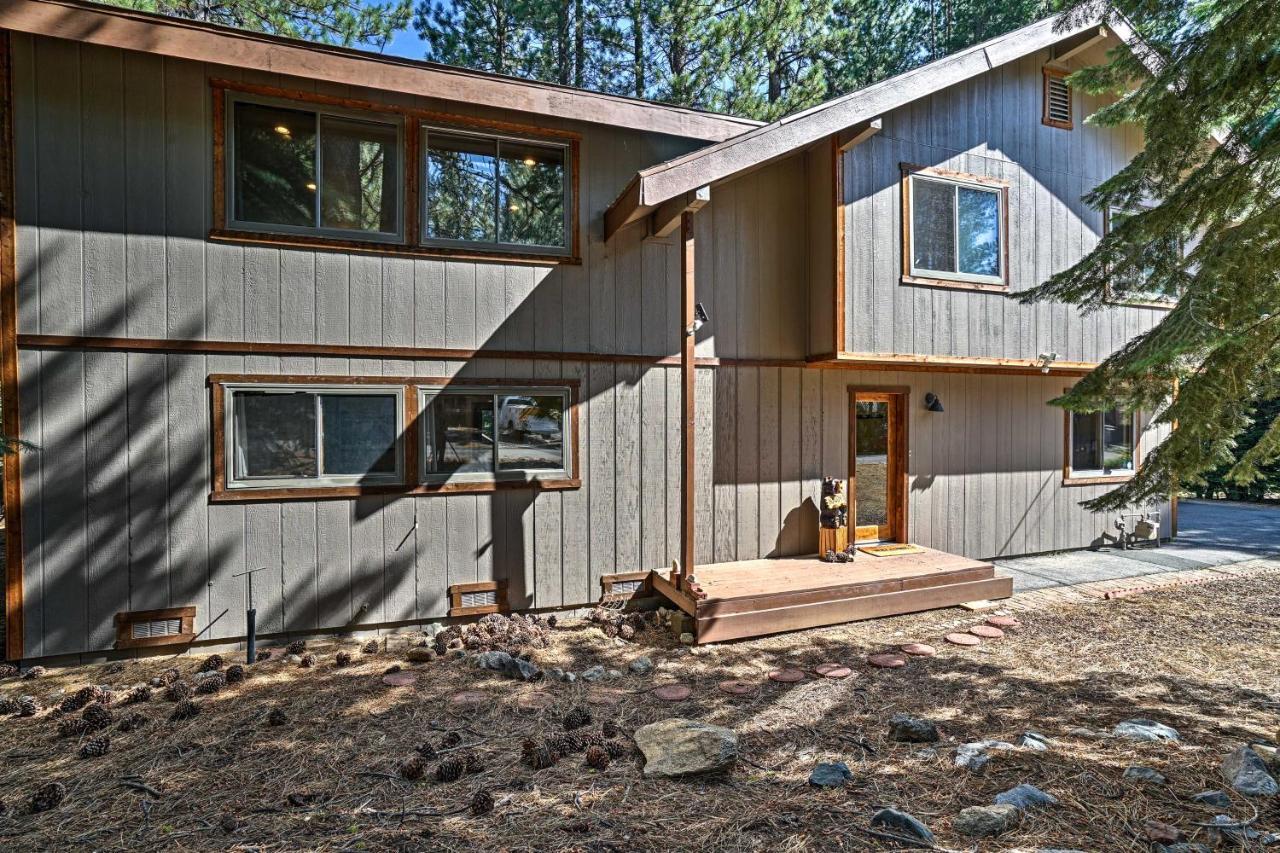 South Lake Tahoe Home With Hot Tub, Deck, And More! Exterior photo